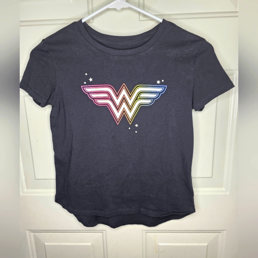 GAP DC Kids Dark Gray Wonder Woman T-Shirt Size‎ Medium